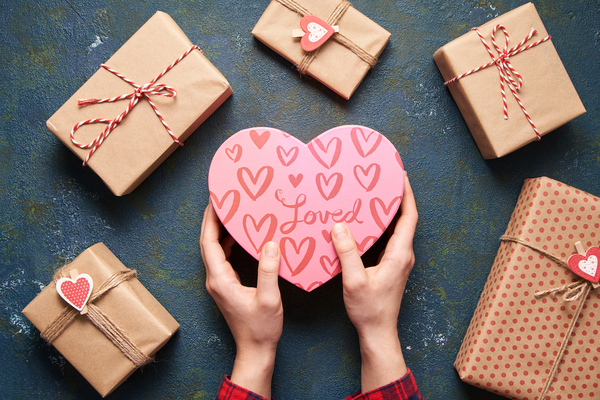 10 predloga za savršen poklon za Dan zaljubljenih